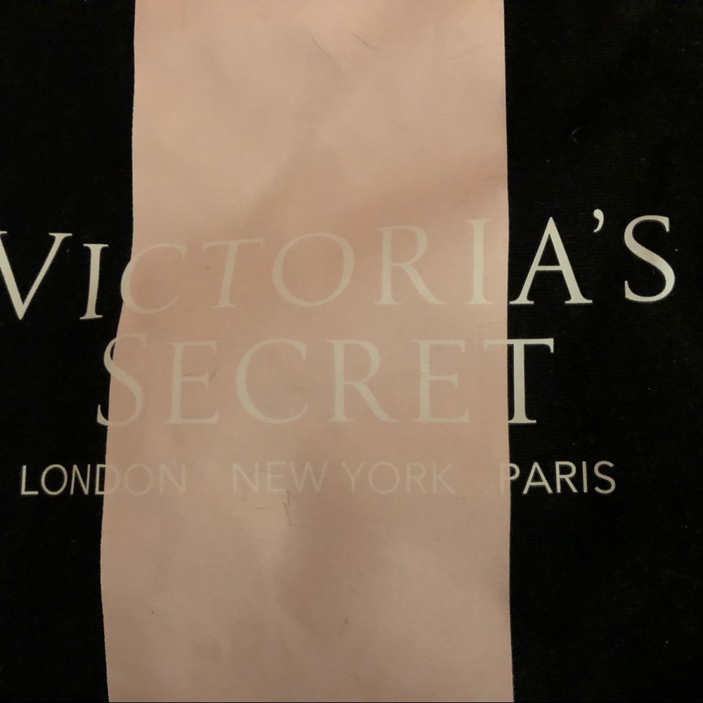 VS Purse - Picture 4 of 6
